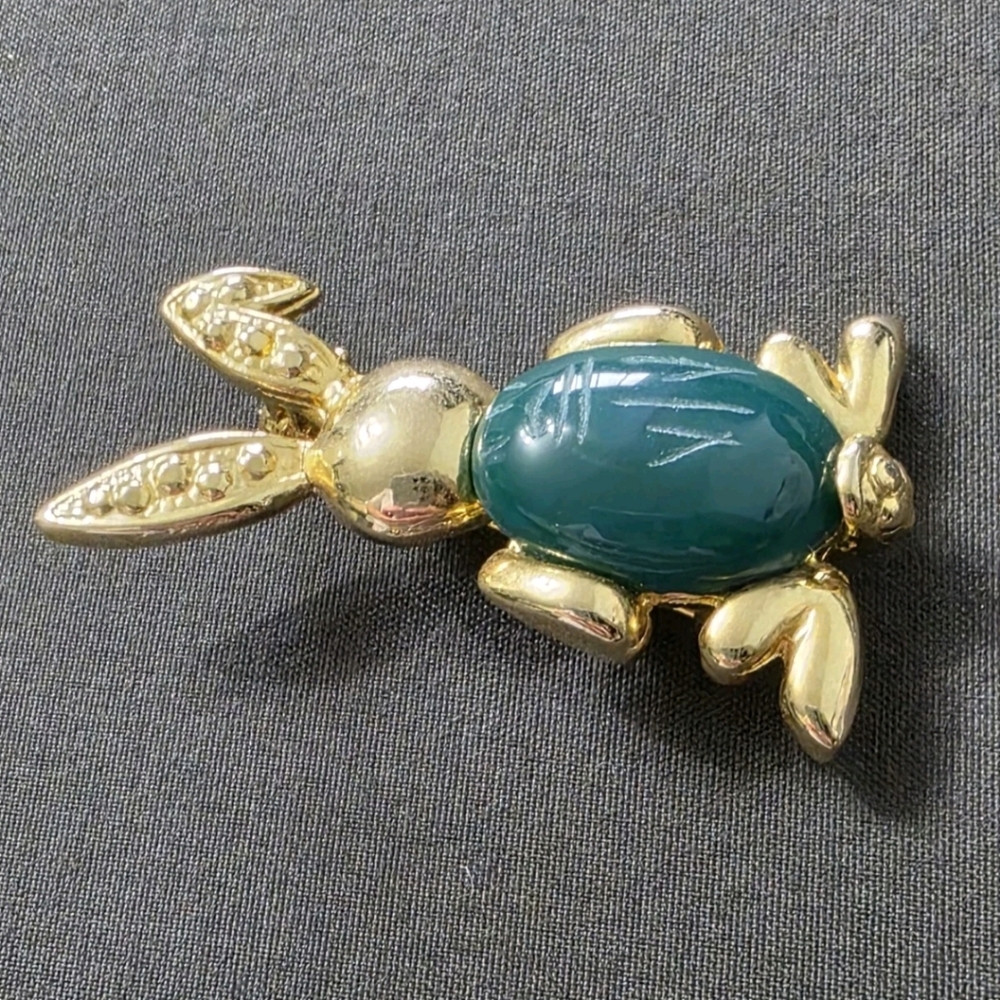 Estate - Gold Tone - Rabbit/Bunny - Vintage Brooch - Item 262 - Picture 2 of 4